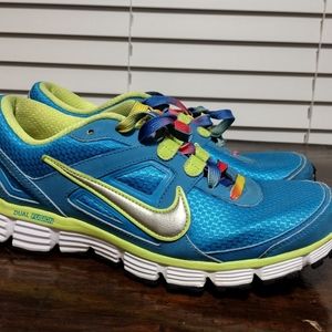 Women's NIKE DUAL FUSION Athletic Sneakers Size 9.5